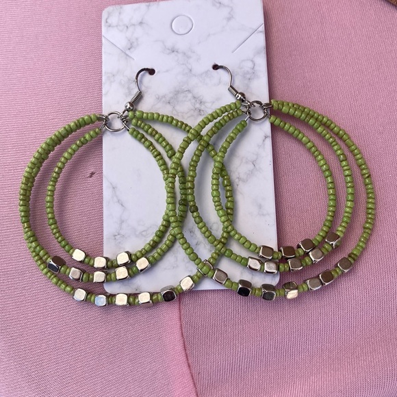 handmade Jewelry - Gorgeous green studded hoop earrings